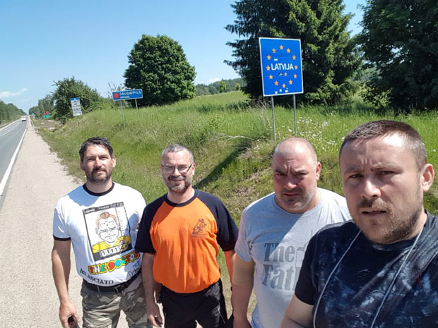 ДРУМСКИ ЛЕТАЧИ У МИСИЈИ МИРА: Мотористи из Зрењанина кренули на пут дуг 6.000 километара